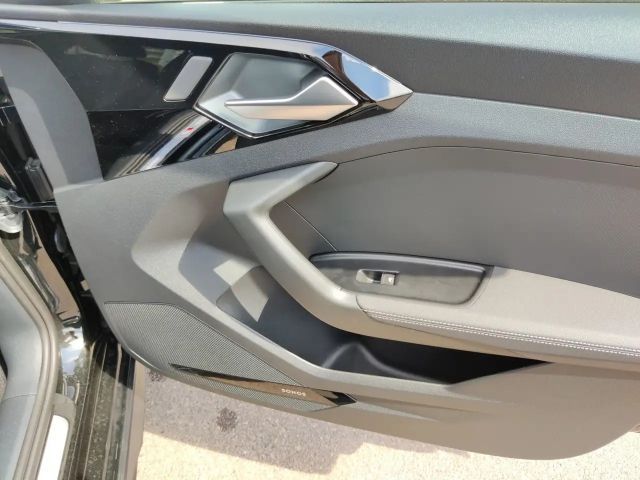 Audi A1 35 TFSI Allstreet S-Tronic