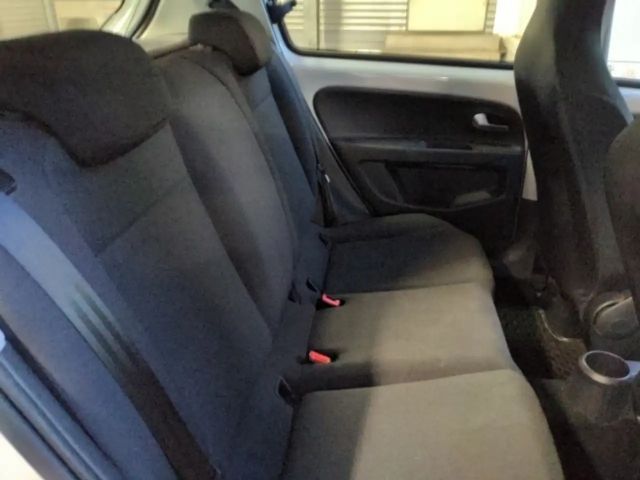 Volkswagen up! Move Move up!