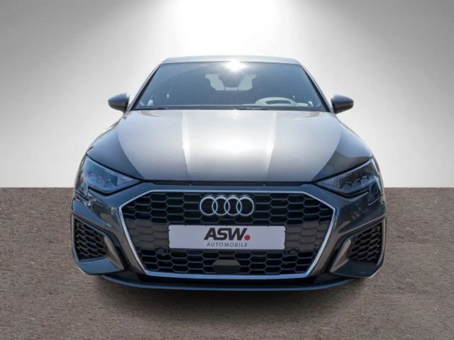 Audi A3 40 TFSI S-Line S-Tronic Sedan