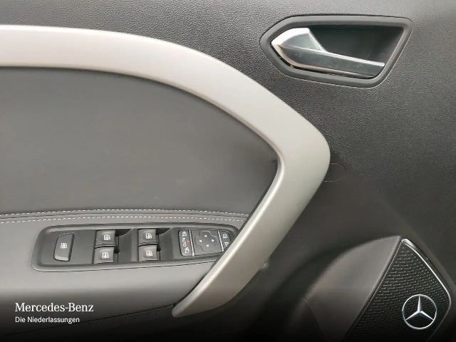 Mercedes-Benz T 180 T 180 d Klimaautom+AHK+Navi+MBUX+ParkP+PTS+Kamera