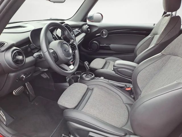 MINI Cooper Cabrio Aut. JCW Trim EDC Klimaaut. Navi L