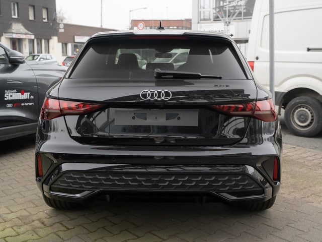 Audi A3 35 TFSI S-Line S-Tronic Sportback