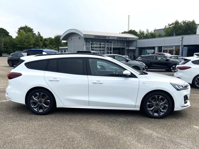Ford Focus EcoBoost ST Line Wagon