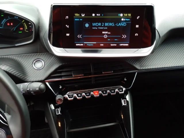 Peugeot 208 LED Klima SHZ AppleCa/AndroidA Spurhalt Verkehrsz