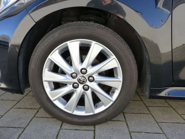 Toyota Yaris Hatchback