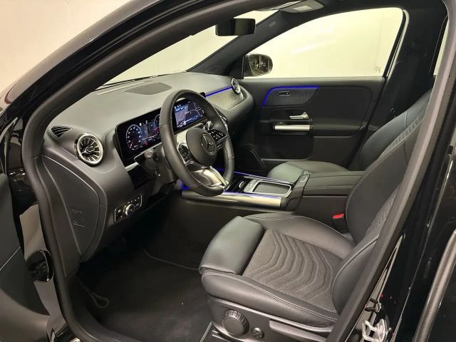 Mercedes-Benz GLA 220 4MATIC GLA 220 d