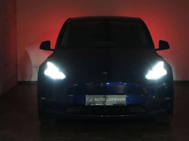 Tesla Model Y AWD Performance