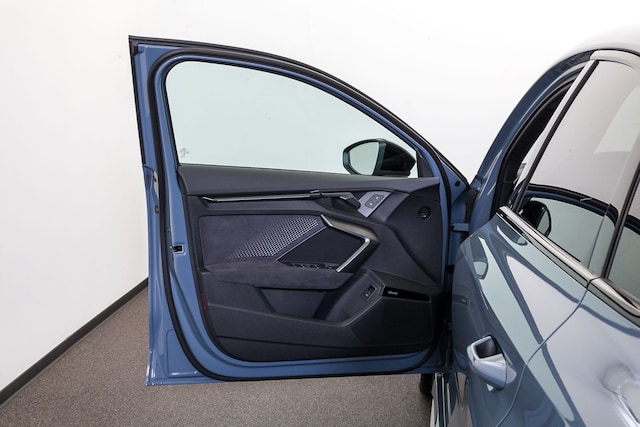 Audi RS3 Quattro S-Tronic Sedan