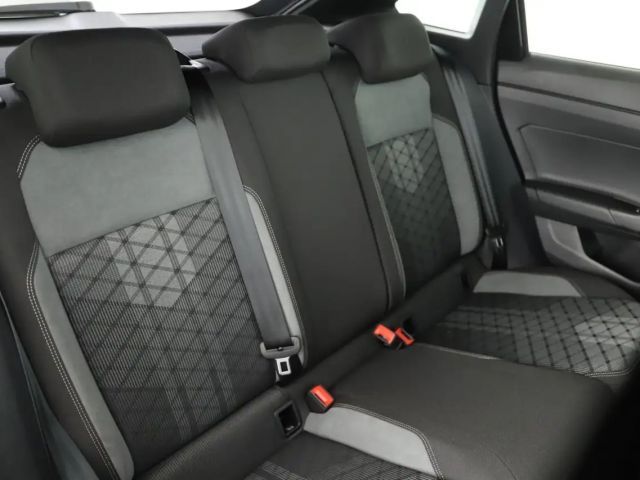 Volkswagen Taigo 1.5 TSI DSG IQ.Drive R-Line