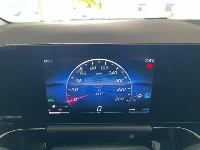 Mercedes-Benz GLA 200 Progressive