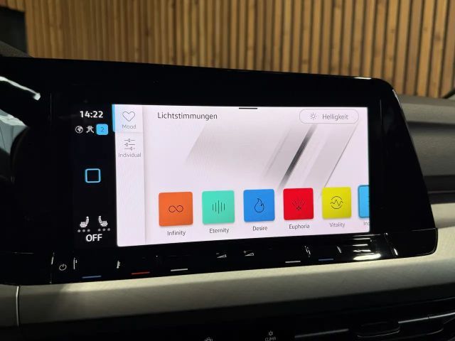 Volkswagen Golf DSG Life Variant