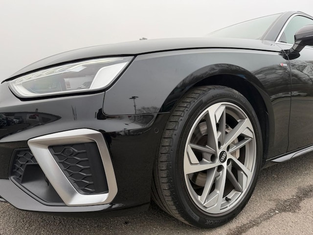 Audi A4 40 TFSI Avant Quattro S-Tronic