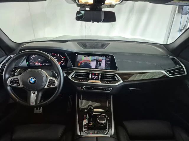 BMW X5 M-Sport M50i