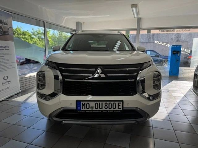 Mitsubishi Outlander 4WD PHEV