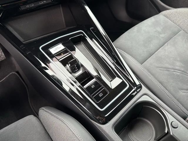 Volkswagen Golf Style eHybrid