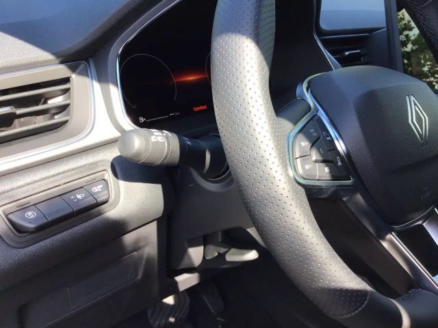 Renault Captur EDC Hybrid Techno