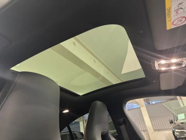 Mercedes-Benz CLA 200 AMG Line Coupé