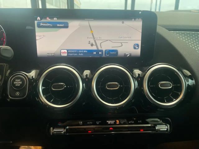 Mercedes-Benz B 180 Progressive