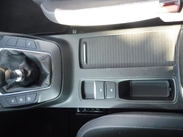 Ford Focus Cool & Connect