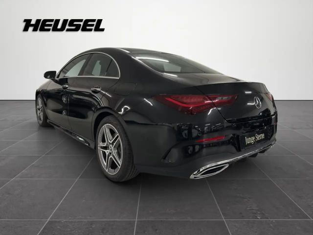 Mercedes-Benz CLA 200 AMG Line Coupé