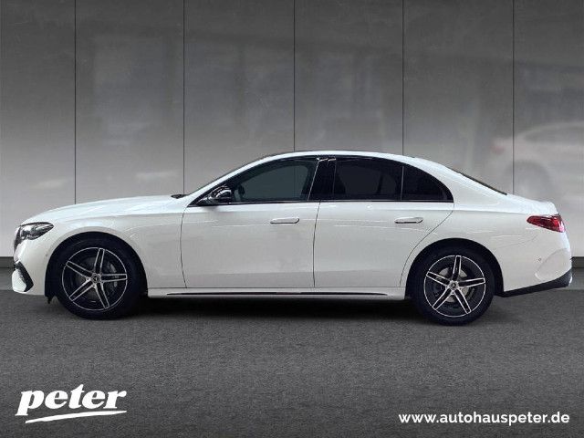 Mercedes-Benz E 200 AMG Line Sedan