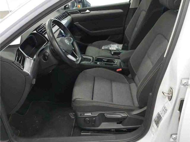 Volkswagen Passat 2.0 TDI Business DSG Variant