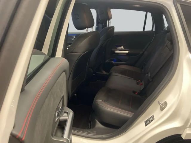 Mercedes-Benz GLA 200 GLA