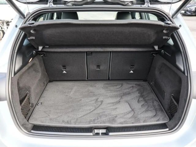 Mercedes-Benz B 200 Progressive