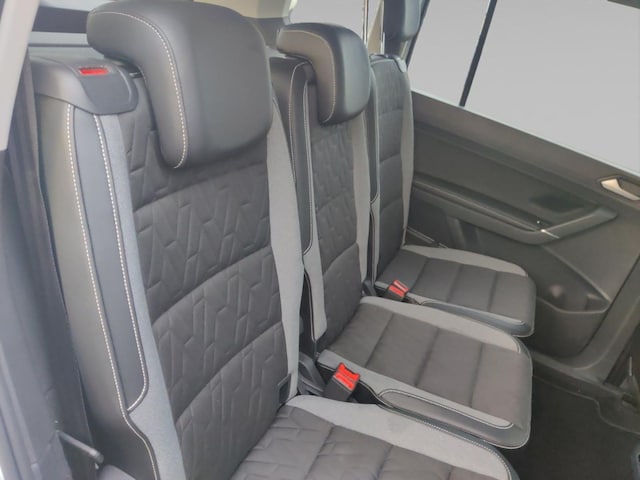 Volkswagen Touran 1.5 TSI