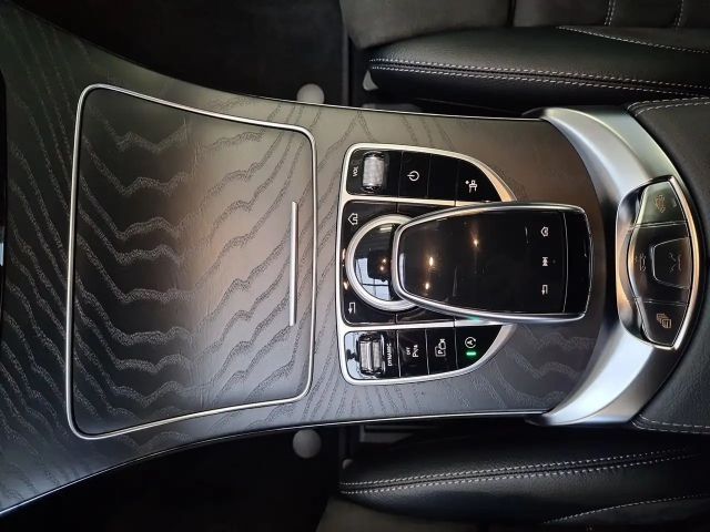 Mercedes-Benz C 200 AMG Line Cabriolet