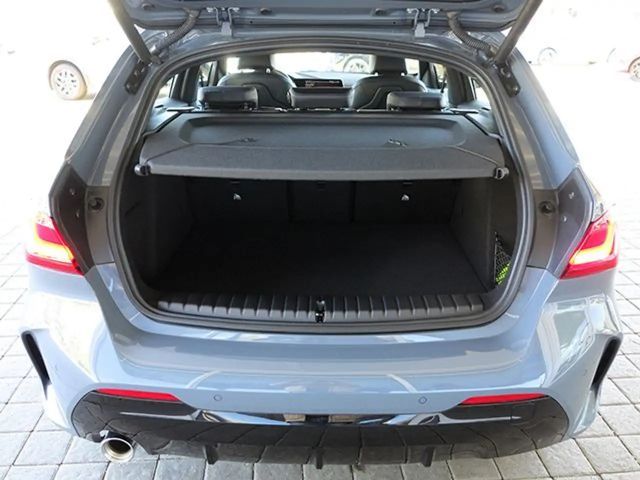 BMW 118 118i M-Sport Sedan