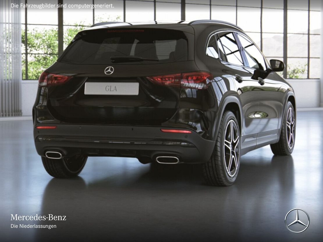 Mercedes-Benz GLA 180 AMG Line
