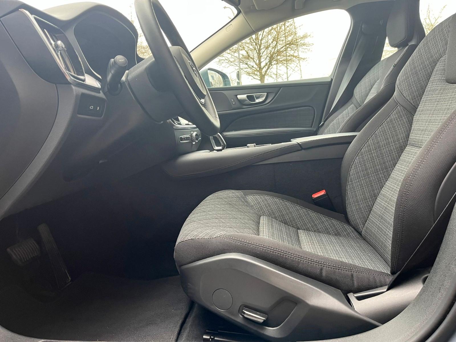 Volvo V60 AWD Recharge T6