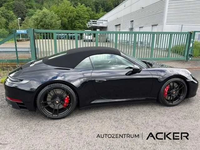 Porsche 992 Cabrio Carrera GTS