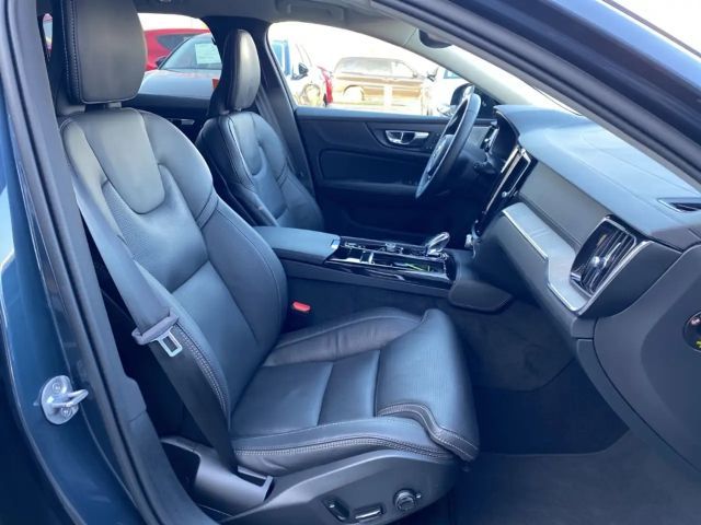 Volvo V60 AWD Dark Recharge T6 Ultra