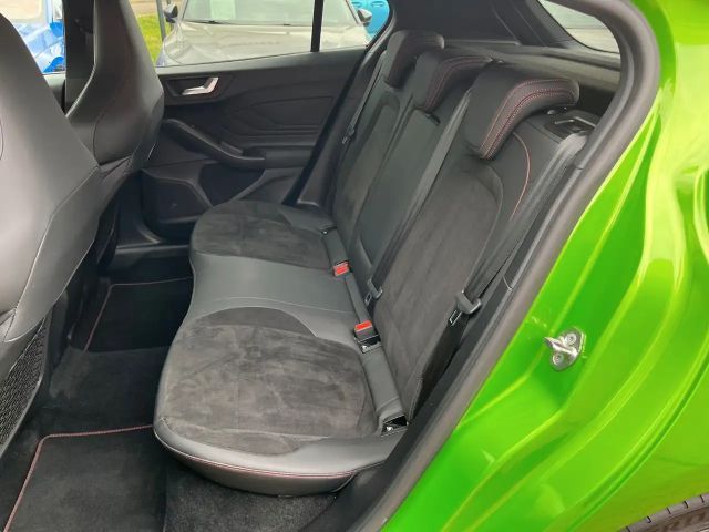 Ford Focus Limited ST Line