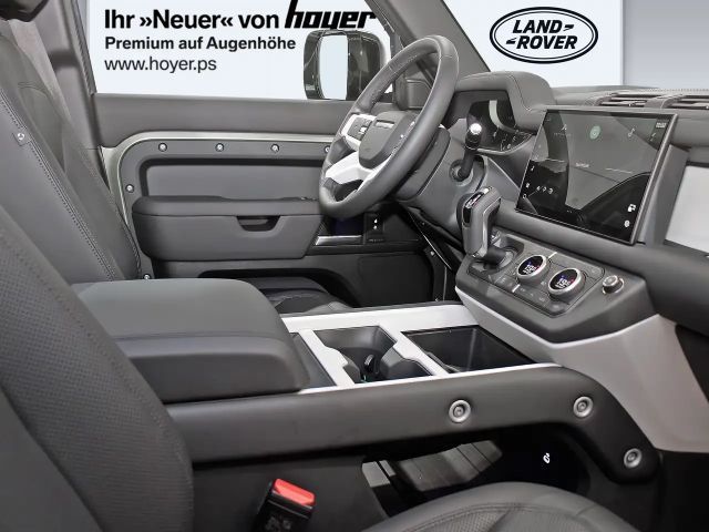 Land Rover Defender 110 D300 Dynamic SE