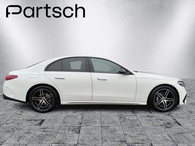 Mercedes-Benz E 220 AMG Line E 220 d Sedan