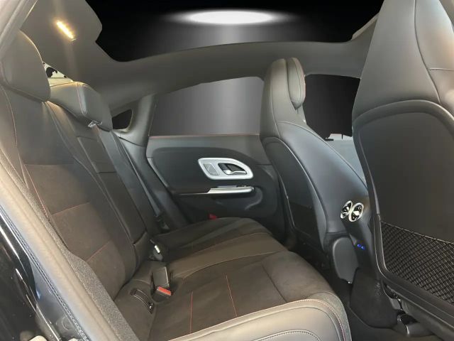 Mercedes-Benz CLA 250 AMG Line Coupé