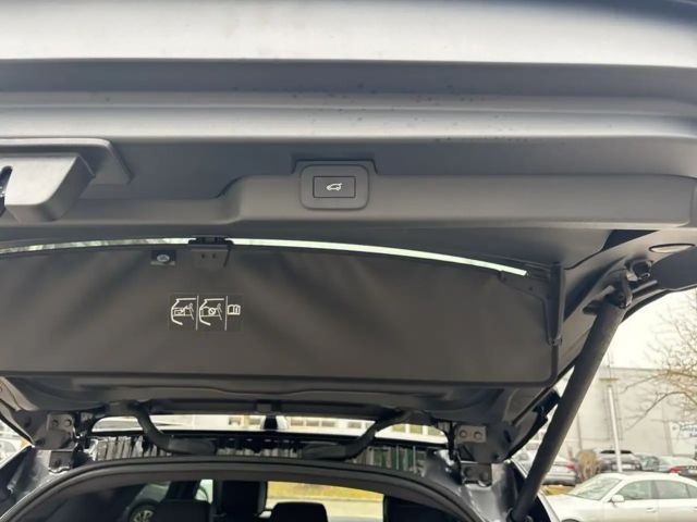 Land Rover Discovery Dynamic SE