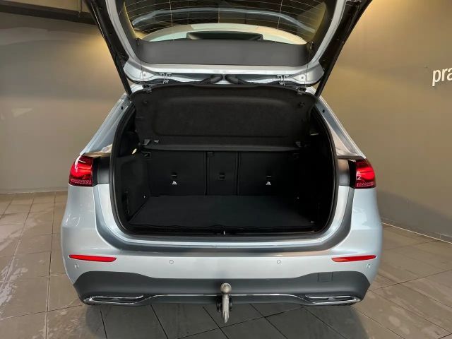 Mercedes-Benz B 180 Progressive Sedan