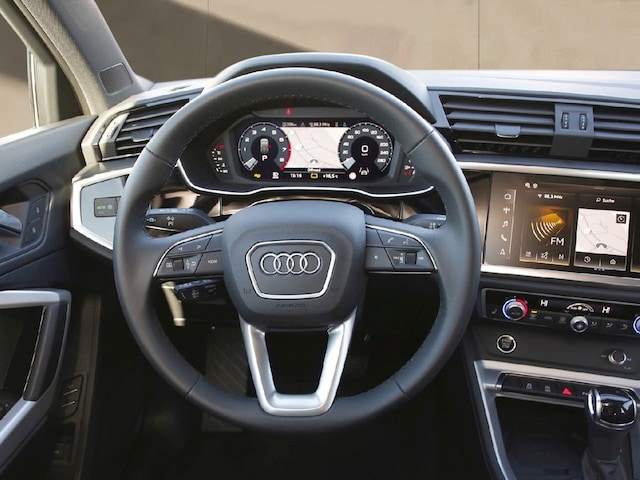 Audi Q3 35 TFSI S-Tronic