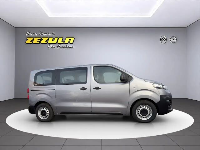 Opel Vivaro-e Opel Vivaro Elektro Kombi M 136 PS 75 KW Batter...