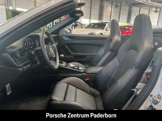 Porsche 992 Cabrio Carrera Turbo