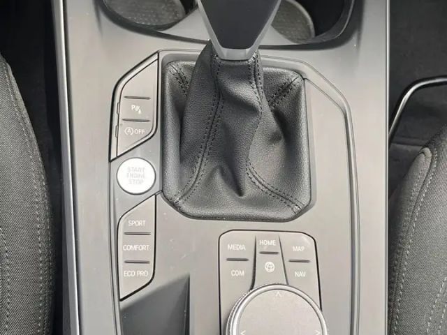 BMW 116 116i 5-deurs Sedan