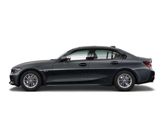 BMW 330 330e Sedan xDrive