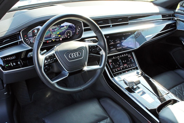 Audi A8 55 TFSI Lang Quattro