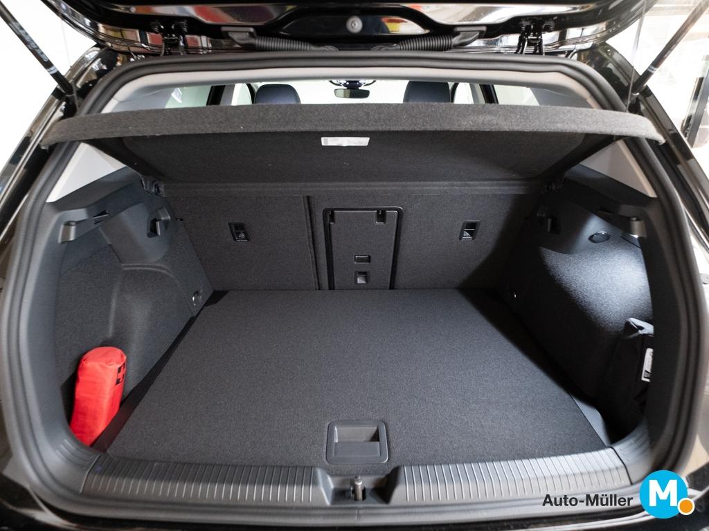 Volkswagen Golf 1.5 TSI Golf VIII