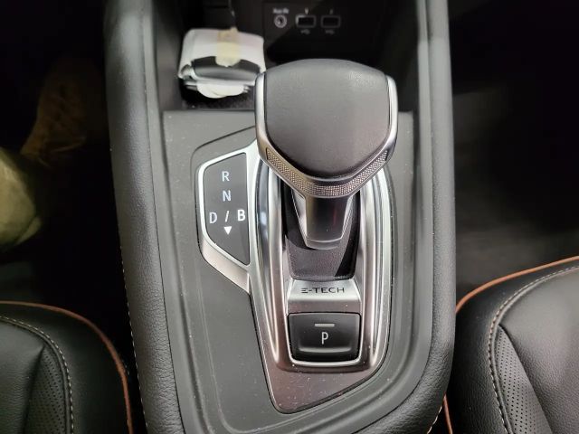 Renault Captur E-Tech EDC