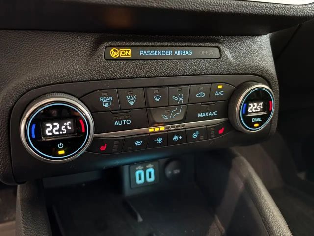 Ford Focus Cool & Connect Limited